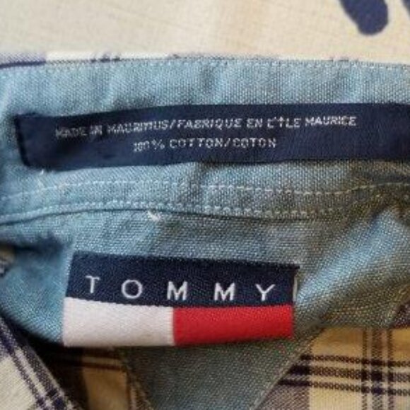 Tommy Hilfiger Button Down Men's shirt - Picture 3 of 4